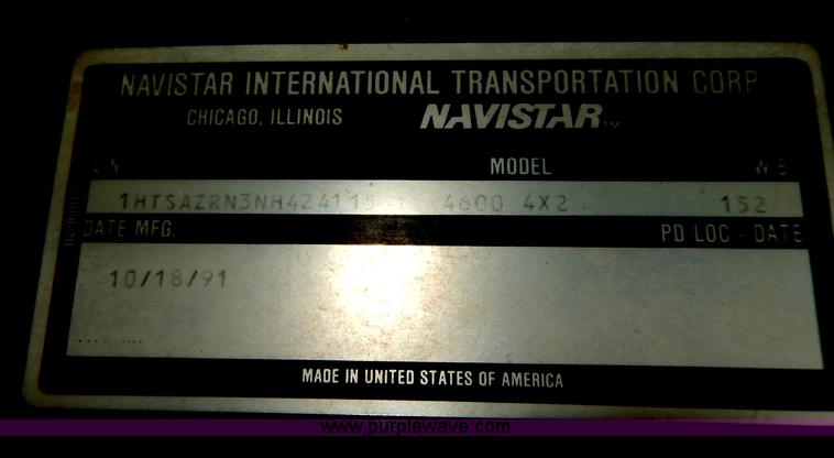 image for item I4371 1992 International 4600 street sweeper truck