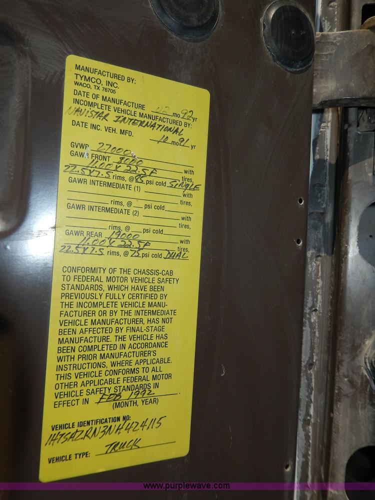 image for item I4371 1992 International 4600 street sweeper truck