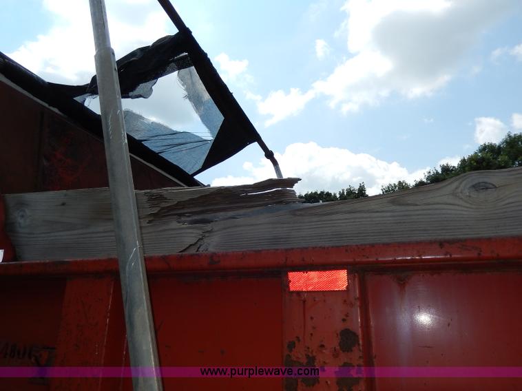 image for item I4437 1995 Ford L8000 dump truck