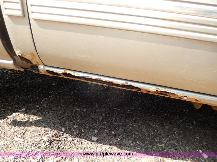 image for item I4439 1999 Chevrolet Silverado 2500 Extended Cab pickup truck