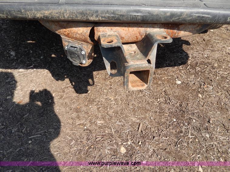 image for item I4439 1999 Chevrolet Silverado 2500 Extended Cab pickup truck