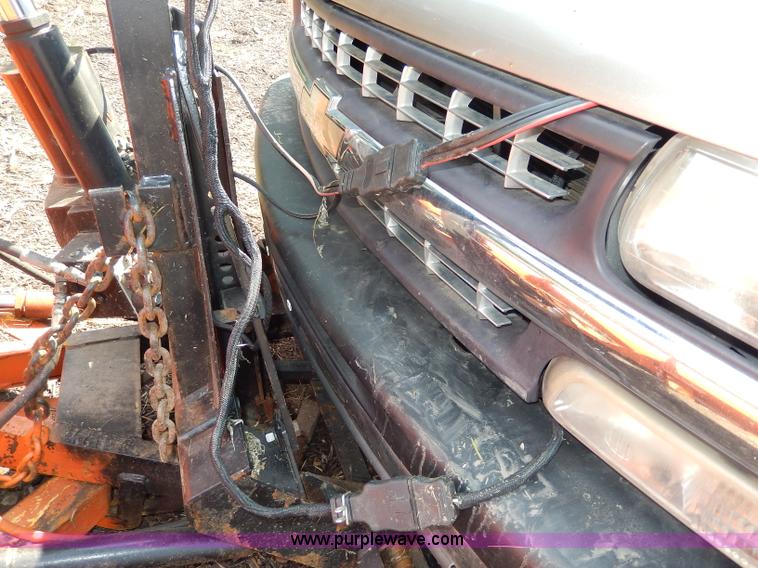 image for item I4439 1999 Chevrolet Silverado 2500 Extended Cab pickup truck