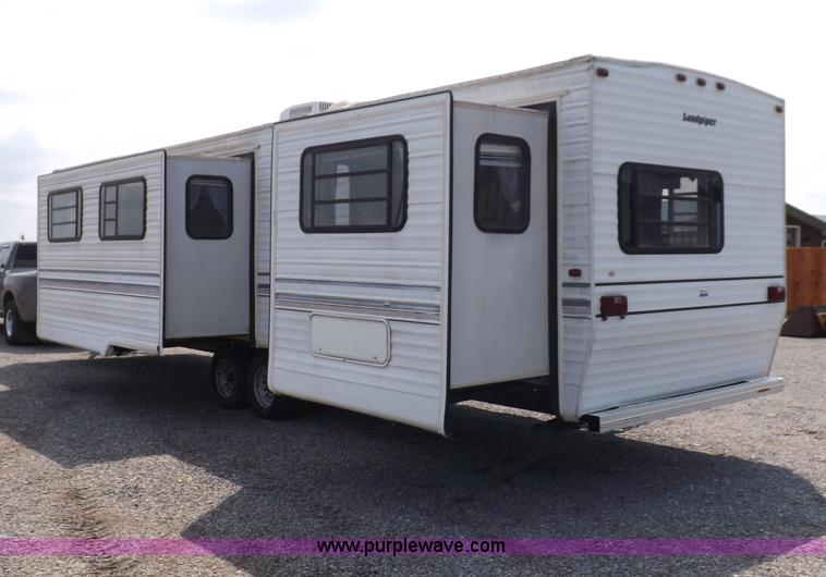 image for item I7650 1997 Sand Piper 36' travel trailer