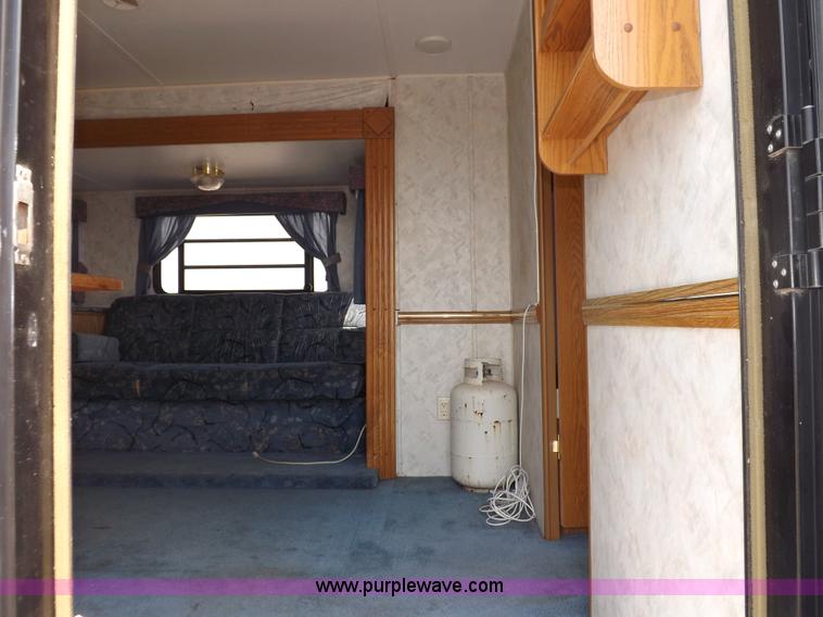 image for item I7650 1997 Sand Piper 36' travel trailer