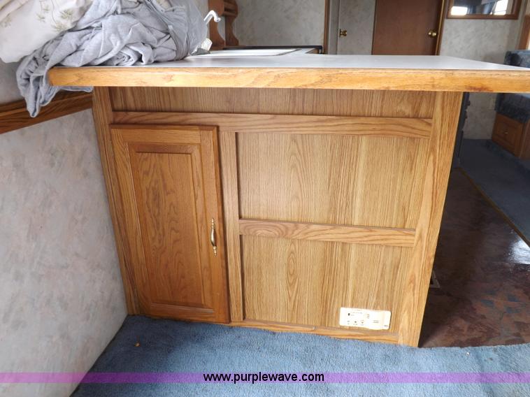 image for item I7650 1997 Sand Piper 36' travel trailer