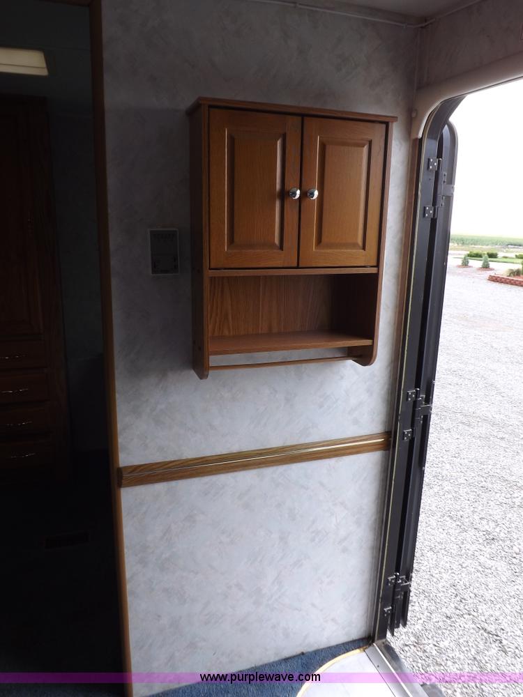 image for item I7650 1997 Sand Piper 36' travel trailer