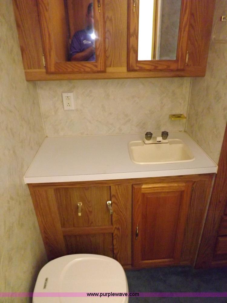 image for item I7650 1997 Sand Piper 36' travel trailer