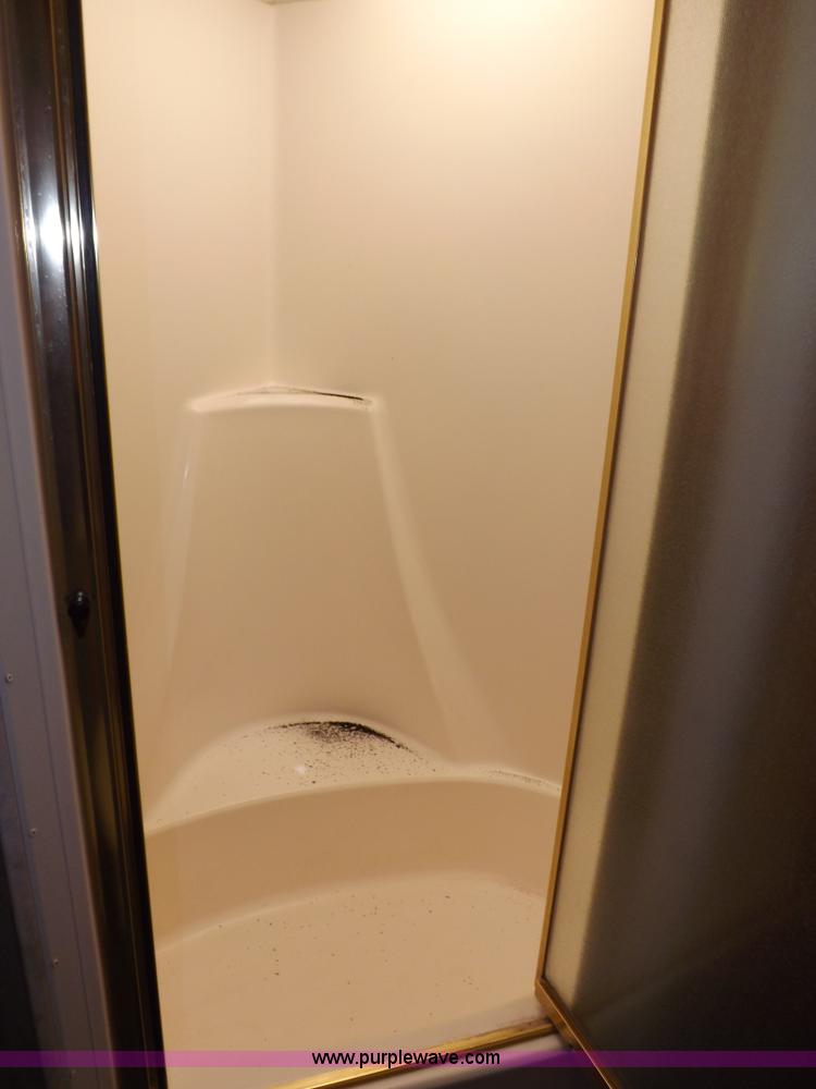 image for item I7650 1997 Sand Piper 36' travel trailer