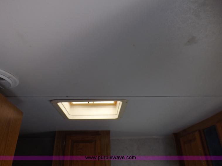 image for item I7650 1997 Sand Piper 36' travel trailer