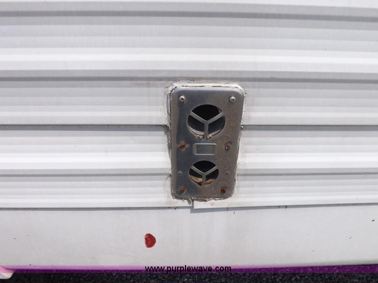 image for item I7650 1997 Sand Piper 36' travel trailer