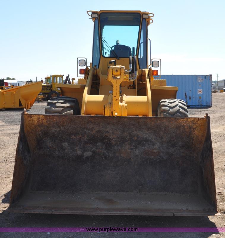 image for item G6150 1993 John Deere 624G wheel loader