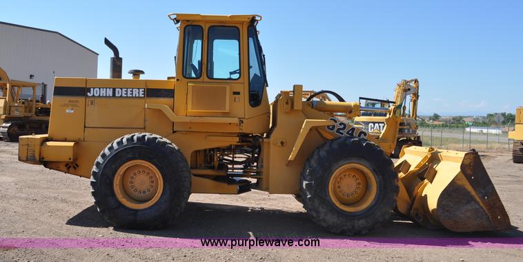 image for item G6150 1993 John Deere 624G wheel loader