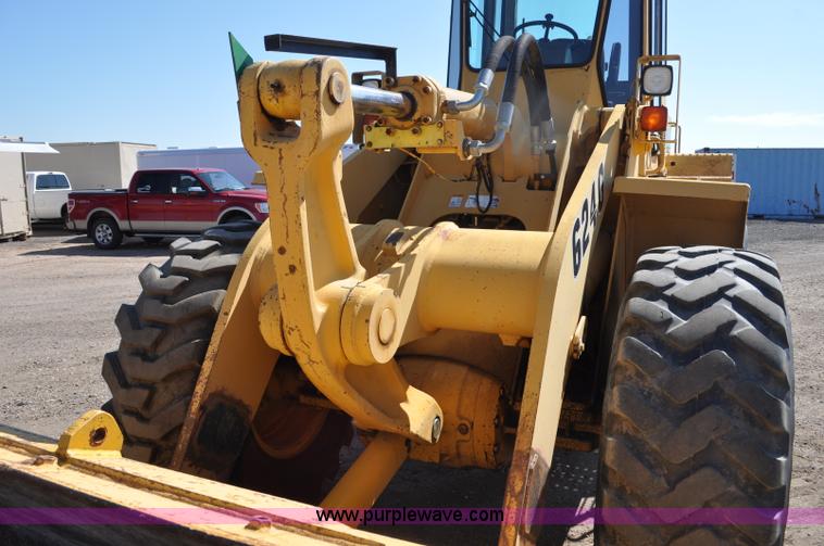 image for item G6150 1993 John Deere 624G wheel loader