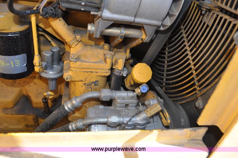 image for item G6150 1993 John Deere 624G wheel loader