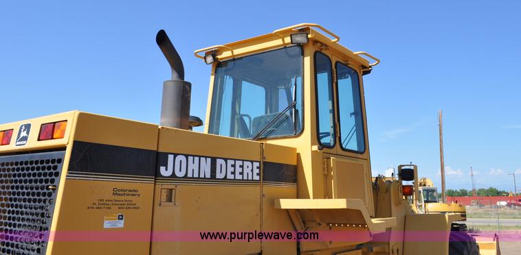 image for item G6150 1993 John Deere 624G wheel loader