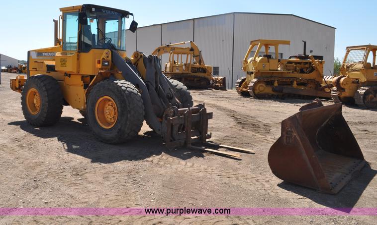 image for item G6151 1997 Volvo L70C wheel loader