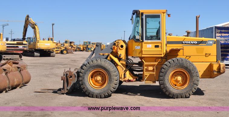 image for item G6151 1997 Volvo L70C wheel loader