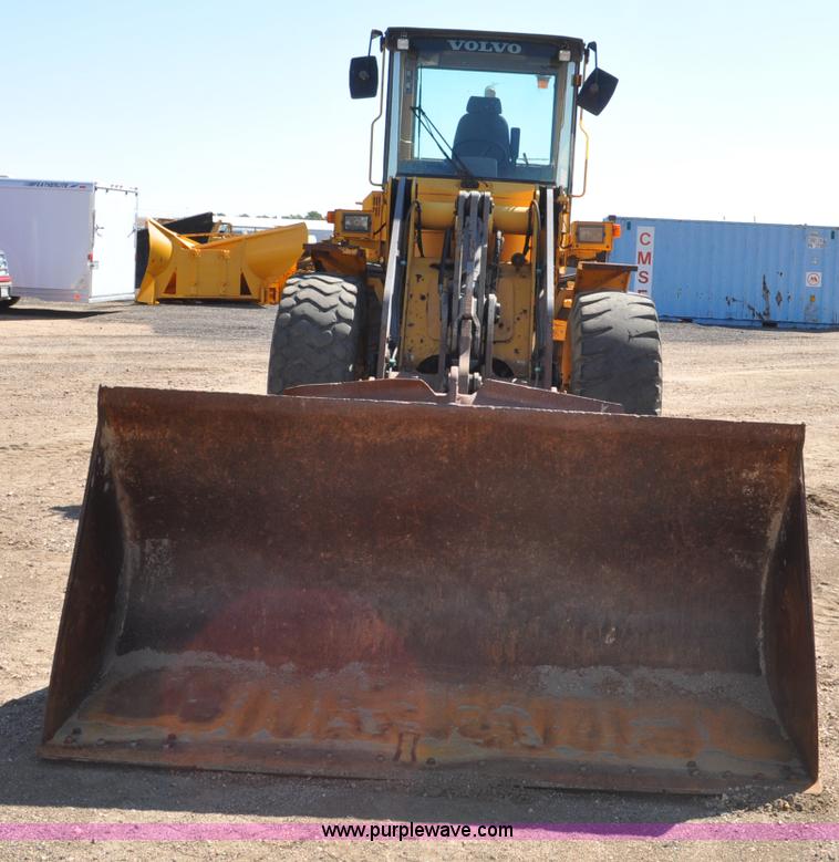 image for item G6151 1997 Volvo L70C wheel loader