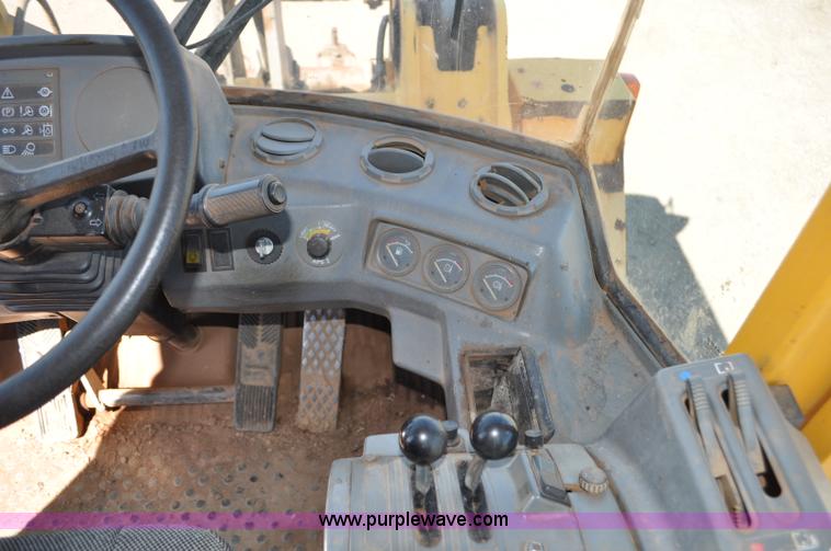 image for item G6151 1997 Volvo L70C wheel loader
