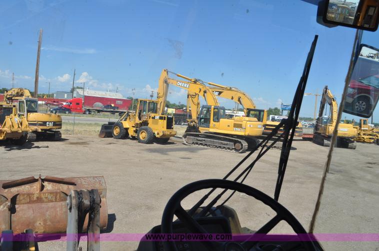 image for item G6151 1997 Volvo L70C wheel loader