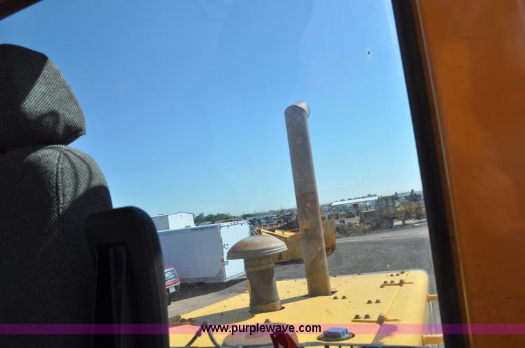 image for item G6151 1997 Volvo L70C wheel loader