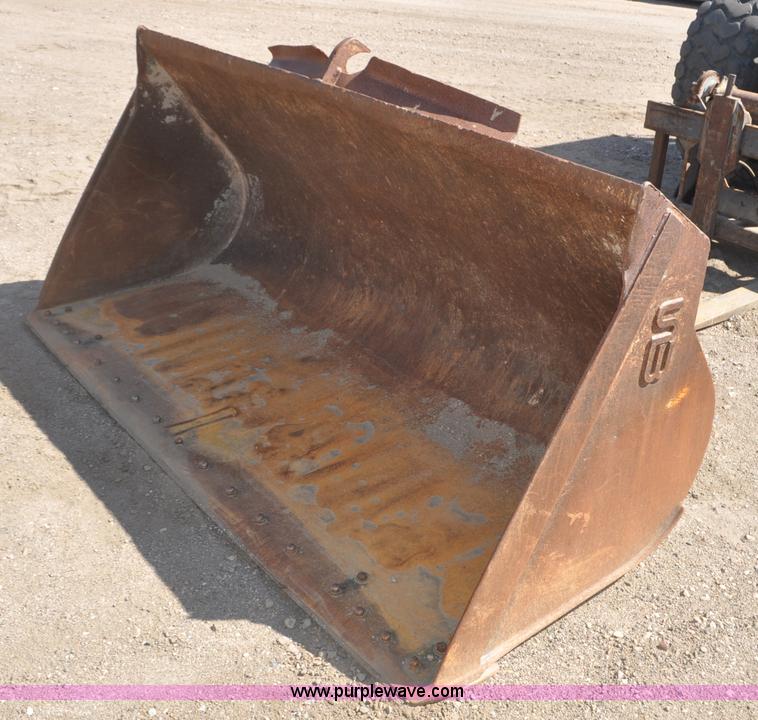 image for item G6151 1997 Volvo L70C wheel loader