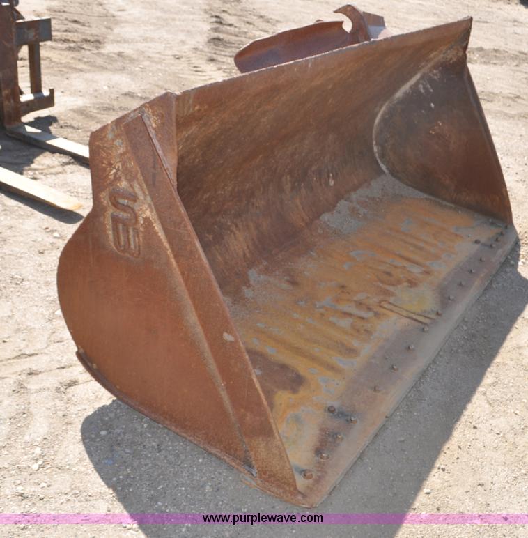 image for item G6151 1997 Volvo L70C wheel loader