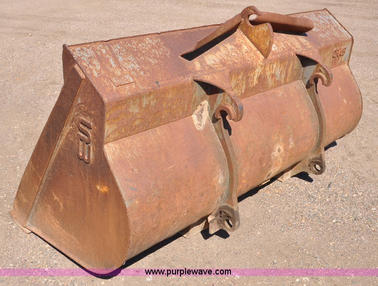 image for item G6151 1997 Volvo L70C wheel loader