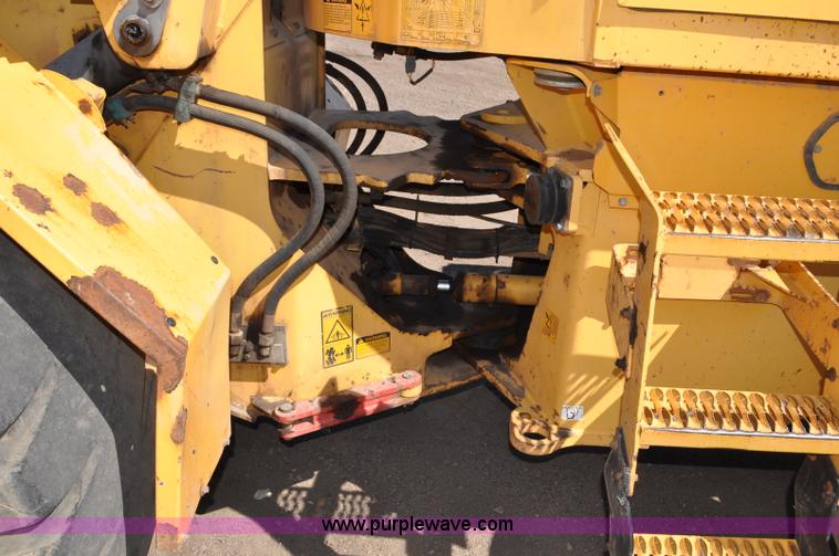 image for item G6151 1997 Volvo L70C wheel loader