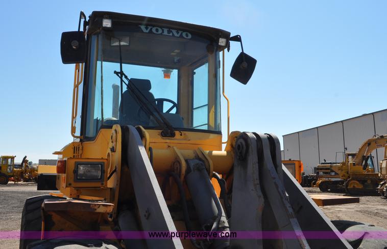 image for item G6151 1997 Volvo L70C wheel loader