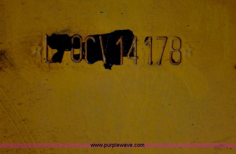 image for item G6151 1997 Volvo L70C wheel loader