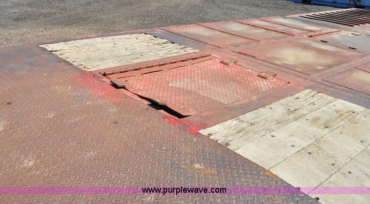 image for item G6152 1998 Load King tandem axle equipment trailer