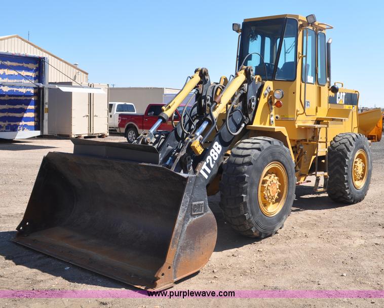 image for item G6154 1992 Caterpillar IT28B wheel loader