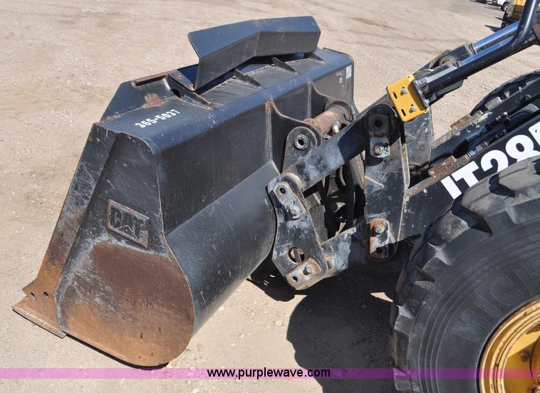 image for item G6154 1992 Caterpillar IT28B wheel loader