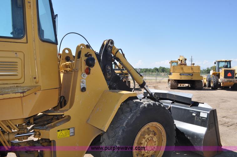 image for item G6154 1992 Caterpillar IT28B wheel loader