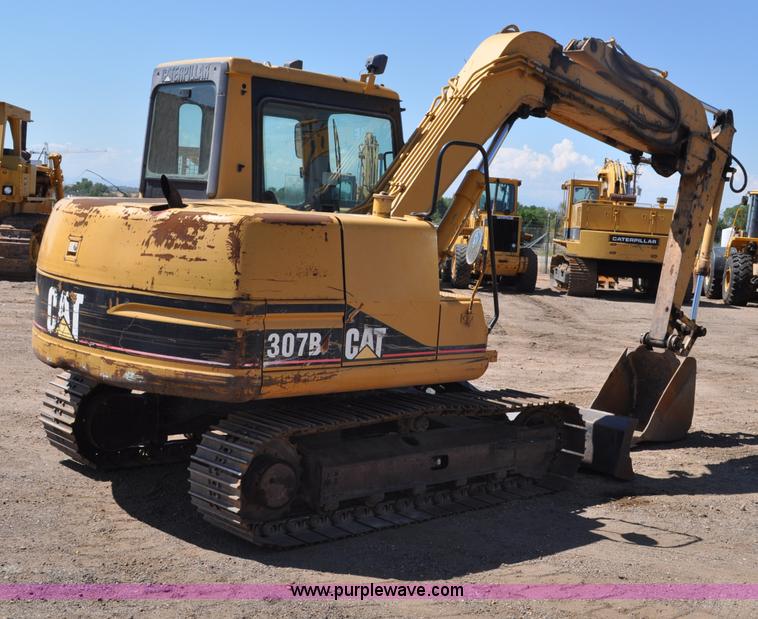 image for item G6155 1999 Caterpillar 307B mini excavator