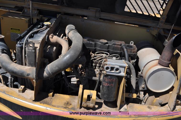 image for item G6155 1999 Caterpillar 307B mini excavator