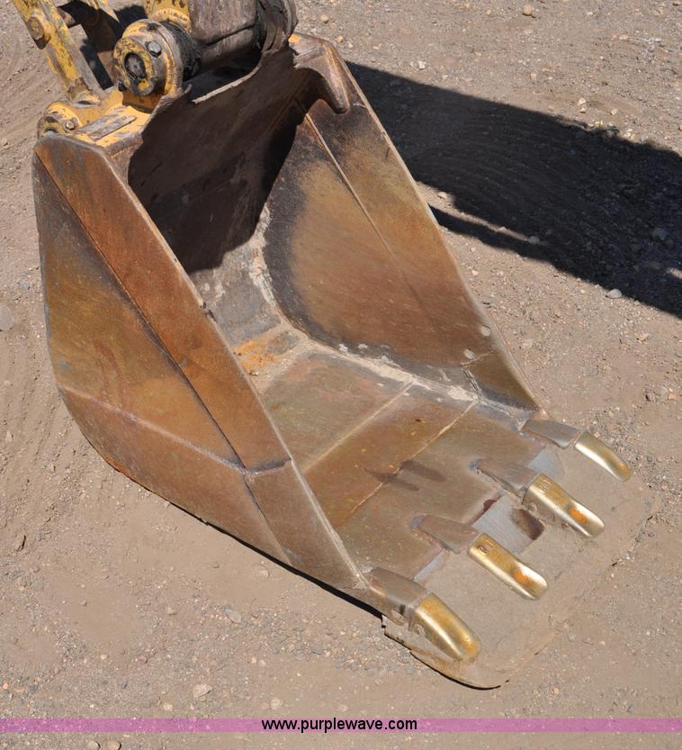 image for item G6155 1999 Caterpillar 307B mini excavator