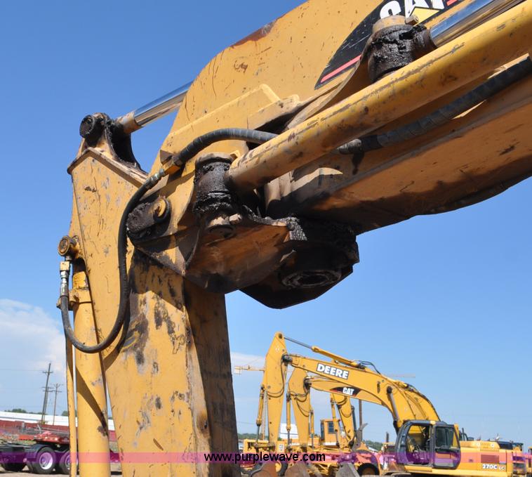 image for item G6155 1999 Caterpillar 307B mini excavator