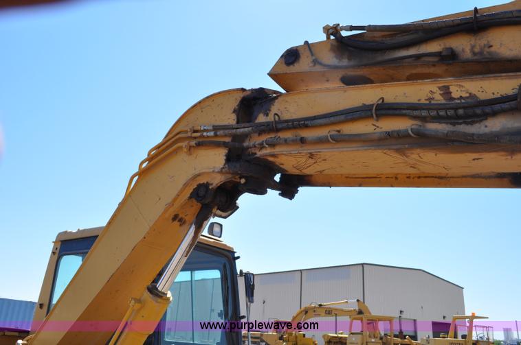 image for item G6155 1999 Caterpillar 307B mini excavator