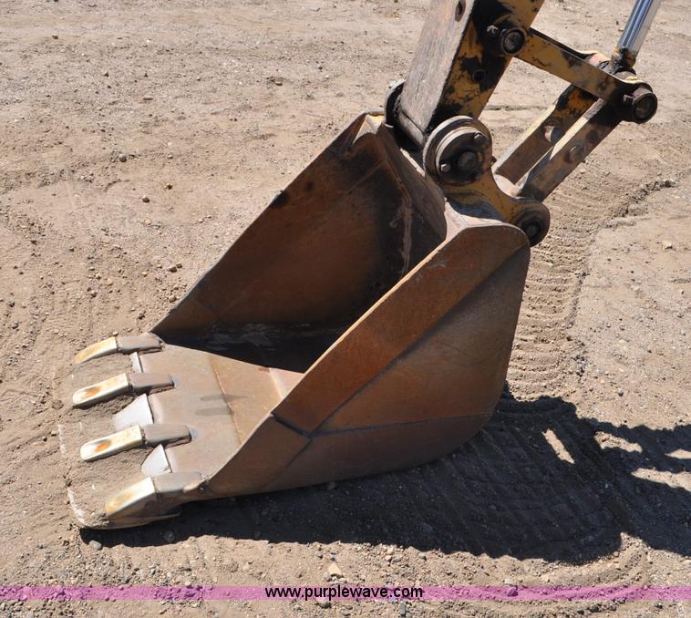 image for item G6155 1999 Caterpillar 307B mini excavator