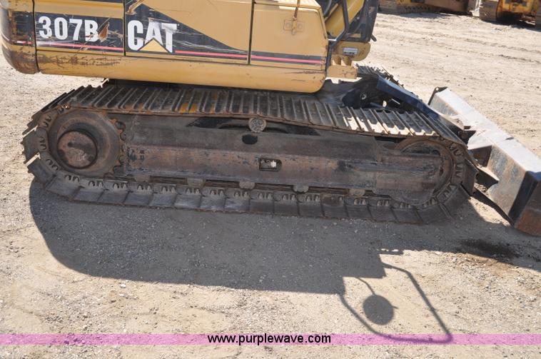 image for item G6155 1999 Caterpillar 307B mini excavator
