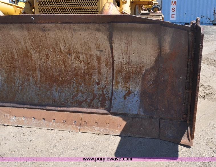 image for item G6156 1980 Caterpillar D8K dozer