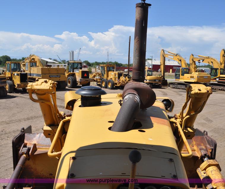 image for item G6156 1980 Caterpillar D8K dozer