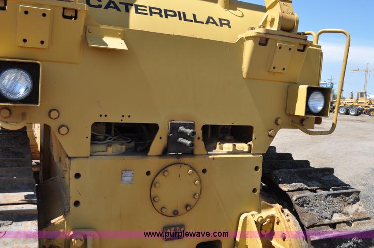 image for item G6156 1980 Caterpillar D8K dozer