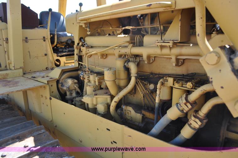 image for item G6156 1980 Caterpillar D8K dozer