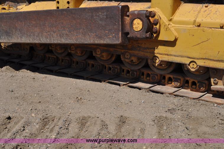 image for item G6156 1980 Caterpillar D8K dozer