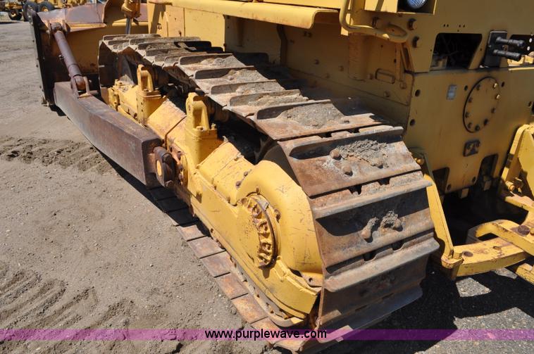 image for item G6156 1980 Caterpillar D8K dozer