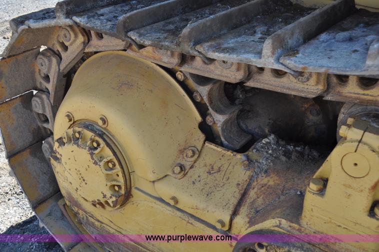 image for item G6156 1980 Caterpillar D8K dozer