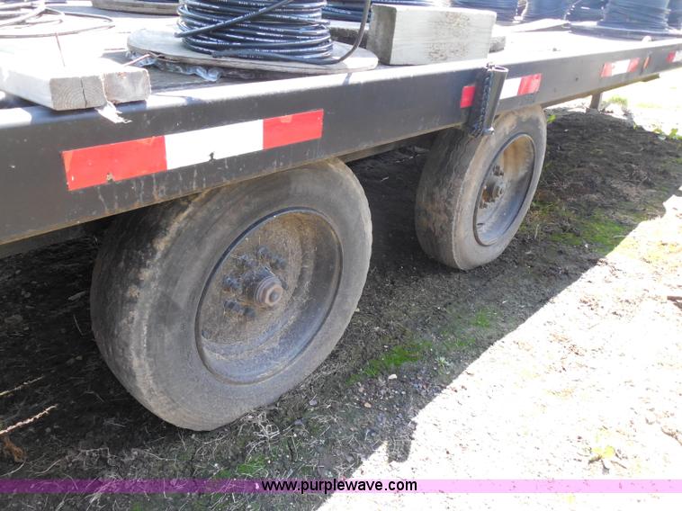 image for item G8507 1992 Towmaster T16 trailer